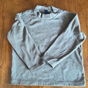 kids Uniqlo sweatshirt